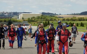 Tandemový seskok padákem