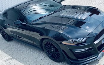 Jízda ve Ford Mustang Dark Horse 5.0 V8