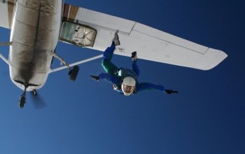 Základní parašutistický výcvik