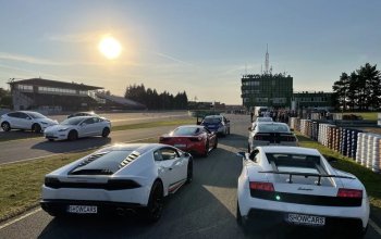 Jízda v Lamborghini na polygonu