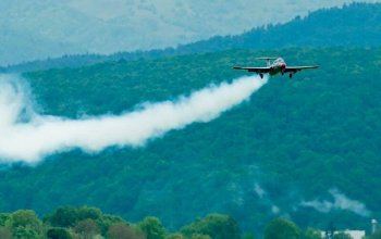 Zážitkový let ve stíhačce L-29 Delfín na Slovensku