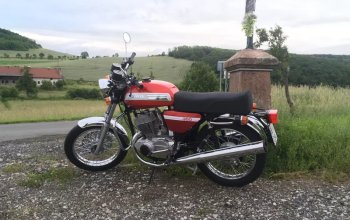 Pronájem motocyklu JAWA