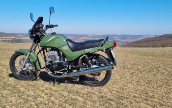 Pronájem motocyklu JAWA