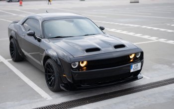 Zážitková jízda autem Dodge Challenger