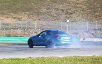 Jízda na okruhu v BMW
