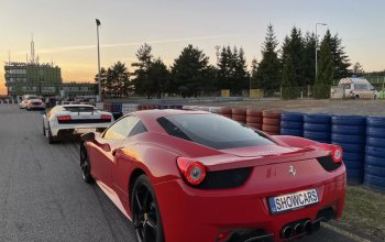 Jízda ve Ferrari 458 Italia na závodním okruhu