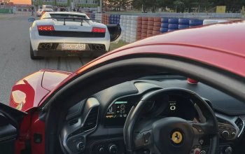 Jízda ve Ferrari 458 Italia na závodním okruhu