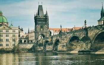 Soukromá plavba luxusní lodí po Vltavě: Praha