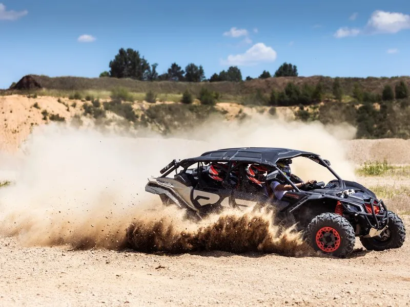 Adrenalinová jízda v buggy CAN-AM Maverick