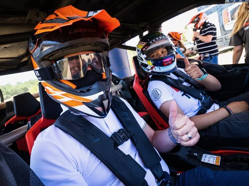 Adrenalinová jízda v buggy CAN-AM Maverick