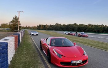 Jízda ve Ferrari 458 Italia na závodním okruhu