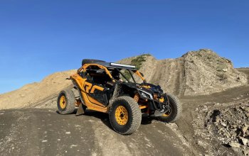 Jízda v buggy CAN-AM Maverick X