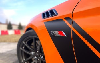 Jízda ve Ford Mustang Roush Stage 3 + sprint na letišti