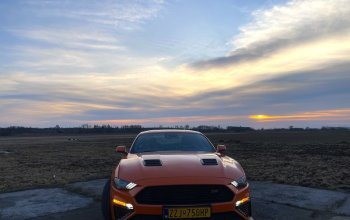 Jízda ve Ford Mustang Roush Stage 3 + sprint na letišti