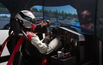 Profesionální simulátor závodních automobilů - WRC Rallye Car, GT3 nebo Formule 1 – dárek a zážitek