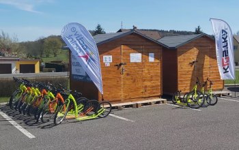 Sjezd na koloběžkách z Panské skály