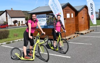 Sjezd na koloběžkách z Panské skály