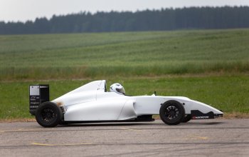 Atom Ariel vs. Formule F4 Mygale