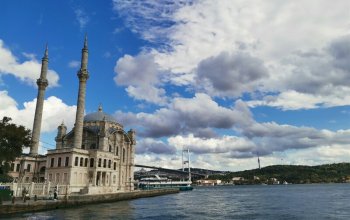 Istanbul - klenot dvoch svetadielov