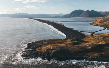 Island s Marianou Prachařovou
