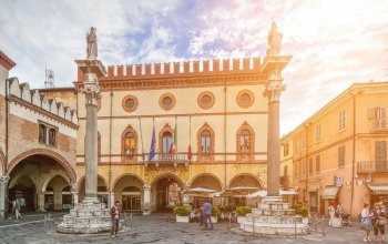 Odpočinek v luxusním apartmánu na italském pobřeží