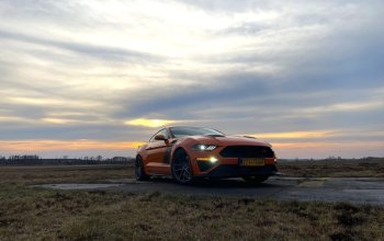 Jízda ve Ford Mustang Roush Stage 3 + sprint na letišti Zahraničí
