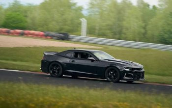 Jízda v supersportu Chevrolet Camaro 2014