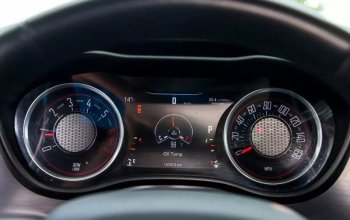 Zážitková jízda autem Dodge Challenger Praha