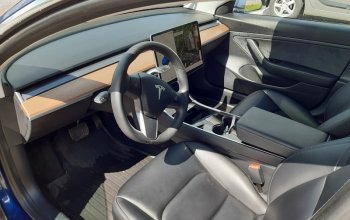 Jízda v elektromobilu Tesla Model 3