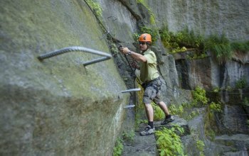 Via ferrata se zkušeným instruktorem