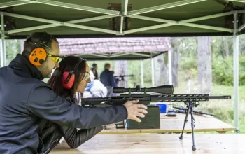 Zážitková střelba: Zbraně z online stříleček - 13 zbraní