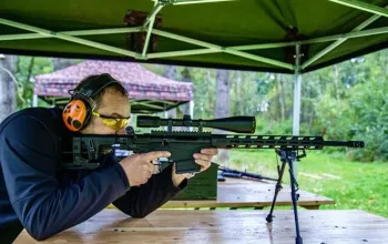 Zážitková střelba: Megabalíček - 26 zbraní – dárek a zážitek