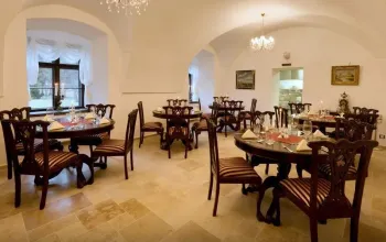 Romantická noc s tříchodovou večeří na zámku Wichterle