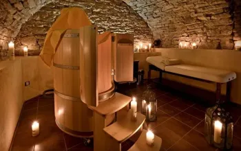 Privátní pivní wellness na zámku Wichterle s večeří pro dva