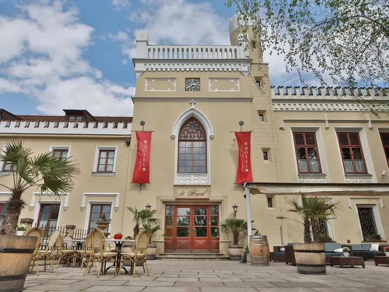 Luxusní večeře na zámku Chateau St. Havel
