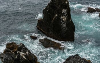 Island - sopka a polární záře