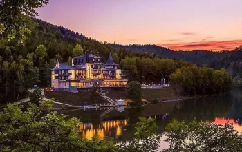 Luxusní pobyt s večeří při svíčkách v hotelu u přehrady  – dárek a zážitek