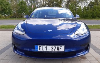 Jízda v elektromobilu Tesla Model 3