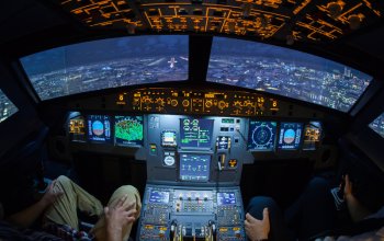 Autentický simulátor letu v Aibusu A320: Praha