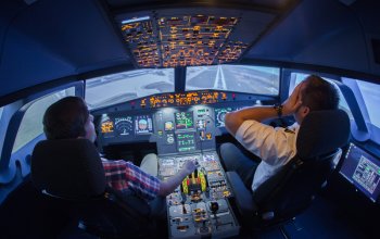 Autentický simulátor letu v Aibusu A320: Praha