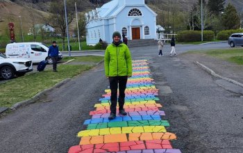 Island pěšky i autem