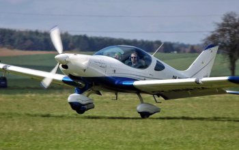 Pilotem ultralehkého letadla na zkoušku