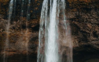 Island kolem dokola