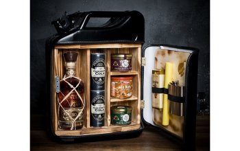 Kanystr Bar Plantation 20th Anniversary XO Celá ČR