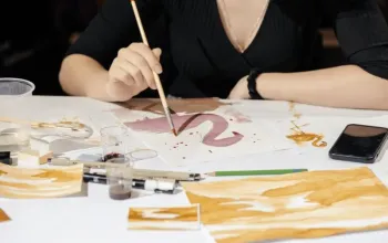 ArtMoment | Zážitkový kurz malování vínem s degustací