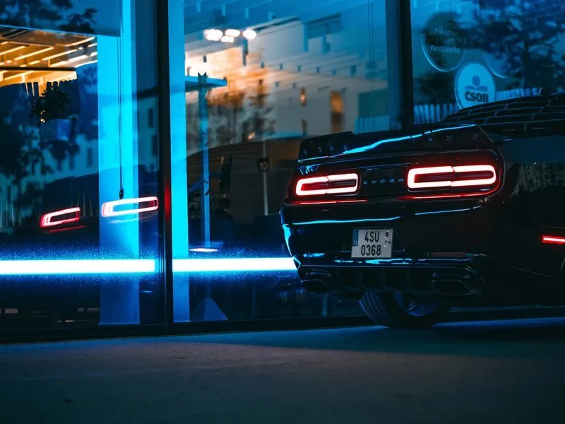 Jízda v Dodge Challenger