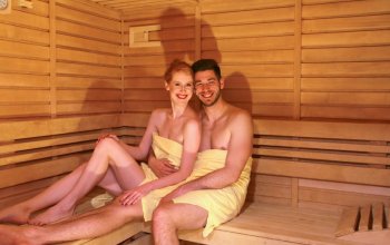 Relax pro 2: Privátní vířivka a finská sauna