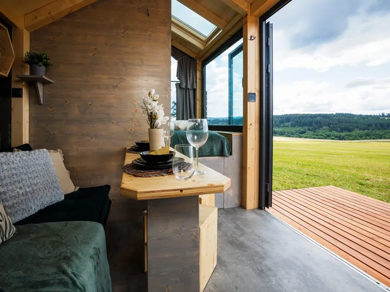 Glamping u Lipna