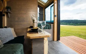 Glamping u Lipna