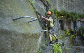 Via ferrata se zkušeným instruktorem